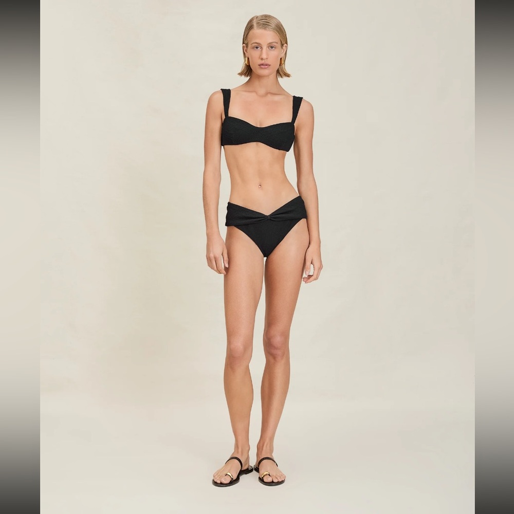 Devon Windsor Amari Bottom Small S